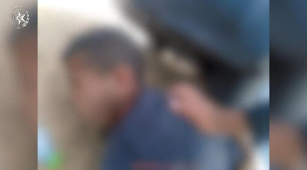 מרדף אחר סוחר אמל"ח החשוד בייבוא של כ- 81 כלי נשק מירדן