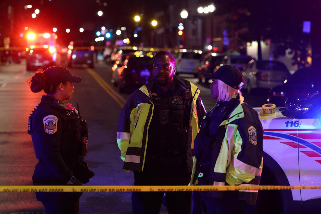 Terror attack outside the Jewish museum in Washington, DC (Photo: Jonathan Ernst / Reuters) Terror attack outside the Jewish museum in D.C.