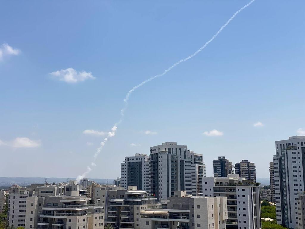 שיגור מיירט באזור חדרה בעקבות שיגור טיל מתימן