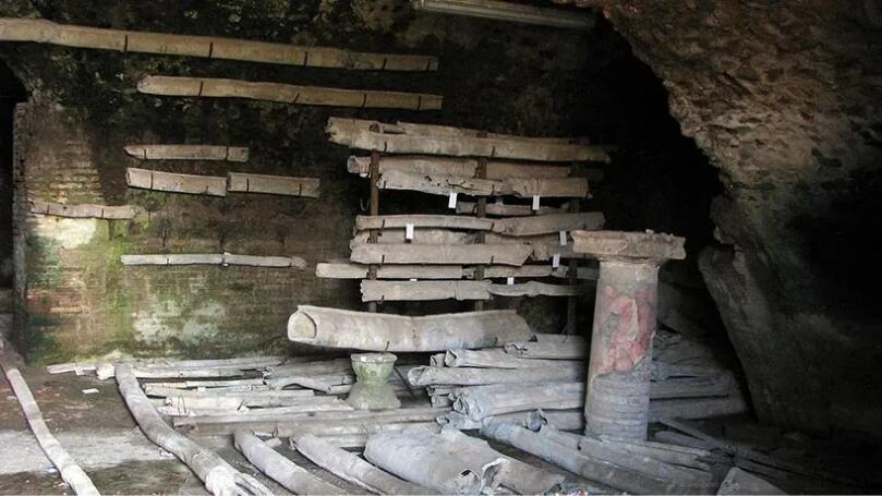 Mud deposits in ancient lead pipes in Rome allow researchers to trace the city’s development and track changes in pollution levels over time