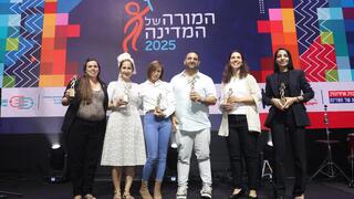 מימין לשמאל: הייא ג‘בארה, רחלי קרן, אור כהן,  אתי הרמל, ידידה פורת ודורון עצי פרי לוי