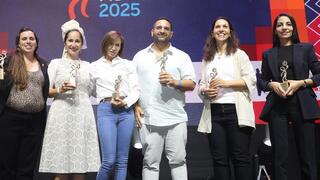 מימין לשמאל: הייא ג‘בארה, רחלי קרן, אור כהן,  אתי הרמל, ידידה פורת ודורון עצי פרי לוי