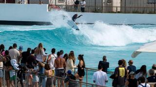 בריכת הגלים SRF PARK TLV