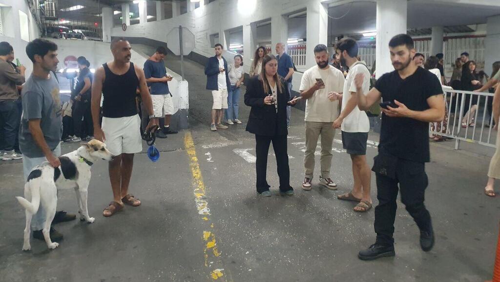 מחפשים מחסה בתל אביב בעקבות שיגורים מתימן