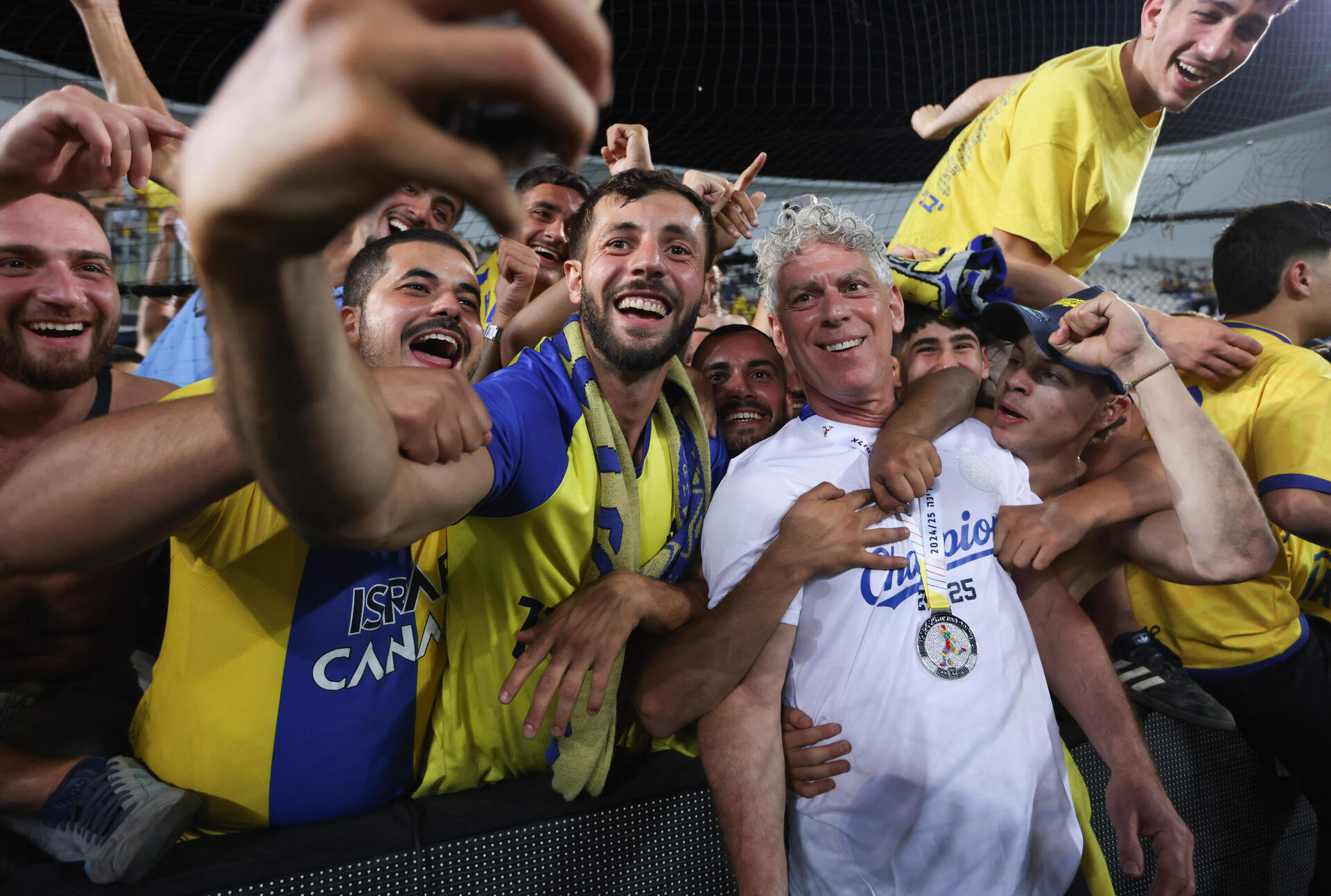 	מכבי תל-אביב זוכה באליפות 