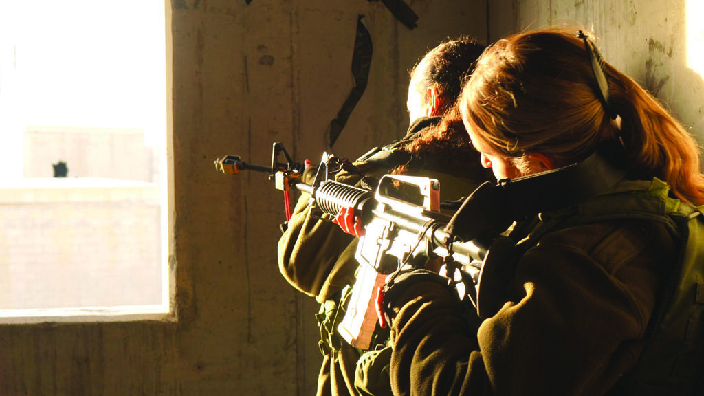 Female soldiers deal differently with PTSD (Photo: PR) לוחמות