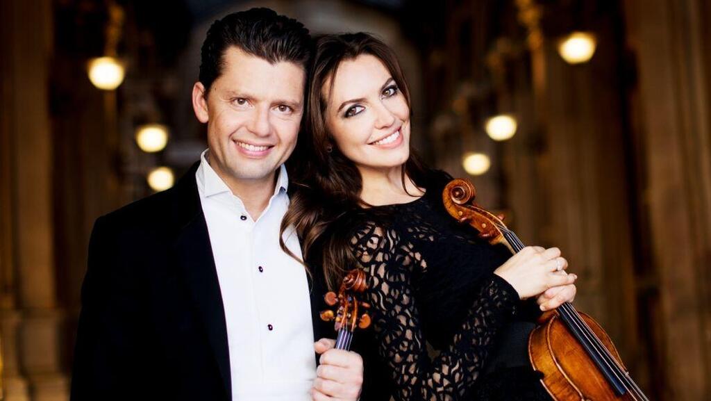 Юлиан Рахлин и Сара Мак-Элрави (Фото: Julia Wesely) Юлиан Рахлин и Сара Мак-Элрави