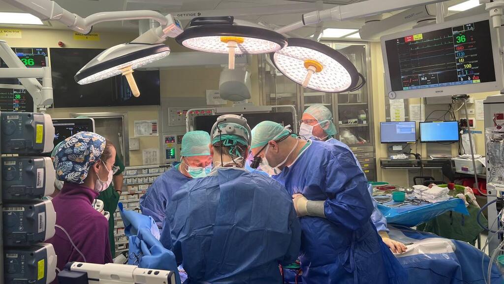 השתלת לב מלאכותי מתקדם Aeson מתוצרת CARMAT במרכז הרפואי שיבא