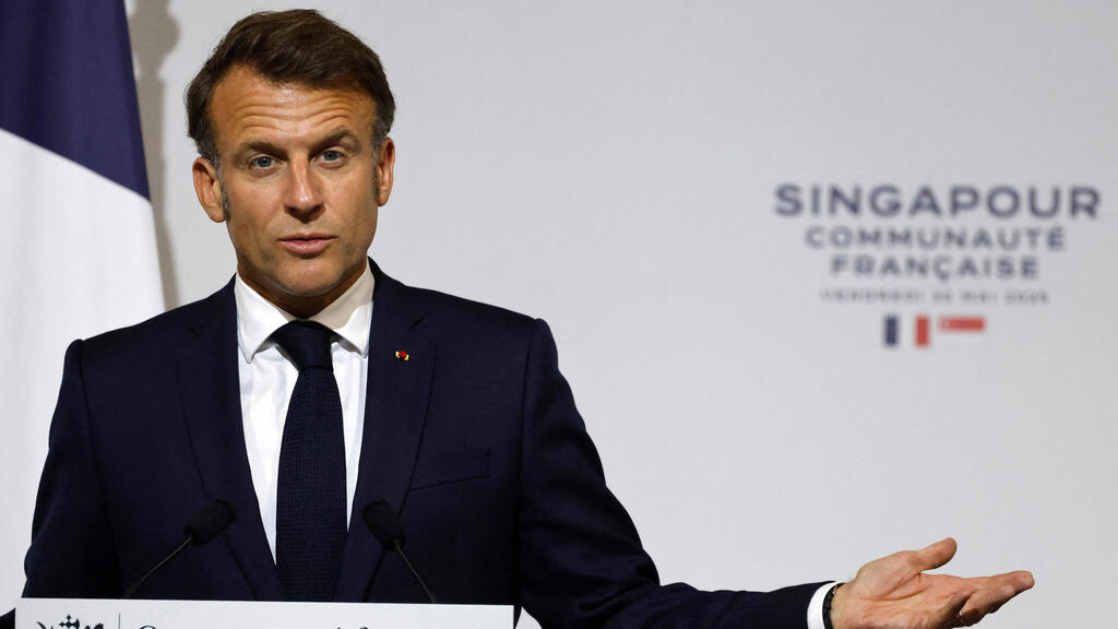נשיא צרפת עמנואל מקרון בביקור בסינגפור
