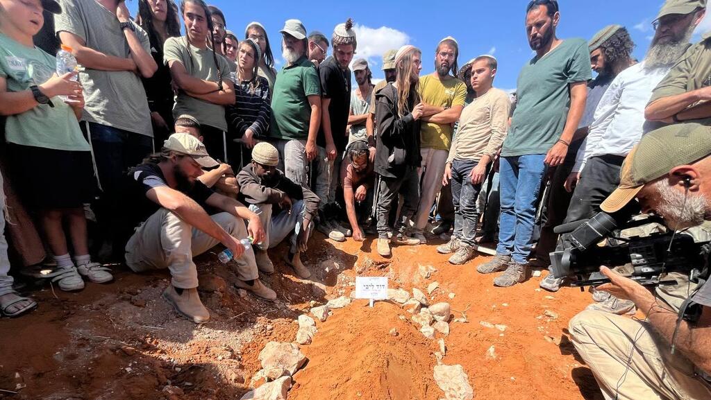 The funeral of David Libi (Photo: Idan Bloemhof) הלווייתו של דוד ליבי ז"ל
