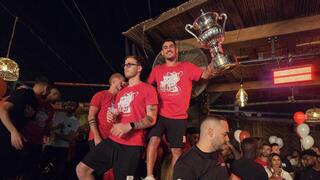 הפועל באר-שבע חוגגת את הזכייה בגביע
