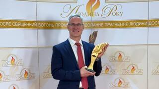 Вручение премии "Человек года" послу Израиля в Украине Михаэлю Бродскому