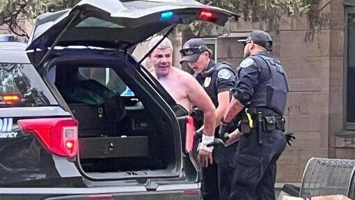 Boulder police arrest a suspect in the terror attack against pro-Israel marchers (Photo: via X) מעצר החשוד בזריקת בקבוקי התבערה בבולדר