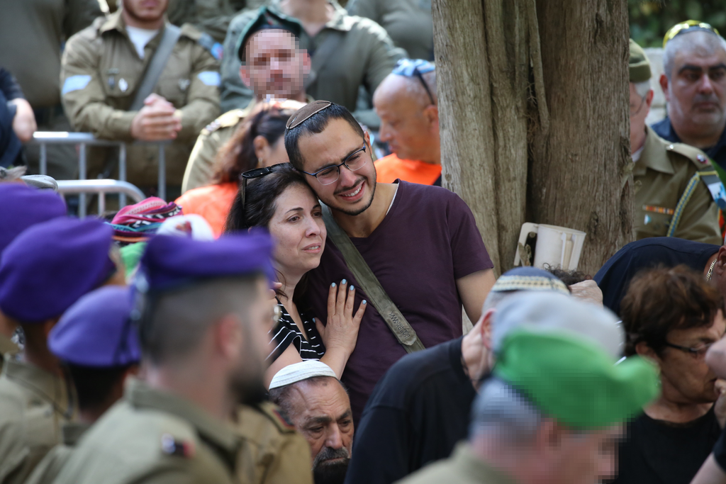 הלווייתו של סמ"ר עומר ואן גלדר ז"ל בבית העלמין הצבאי בהר הרצל