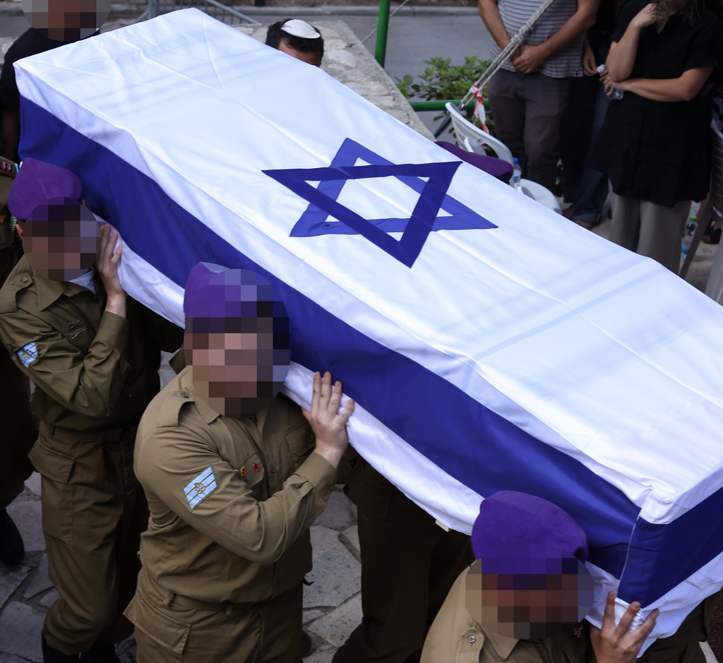 הלווייתו של סמ"ר עומר ואן גלדר ז"ל בבית העלמין הצבאי בהר הרצל