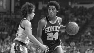 דניס ג'ונסון