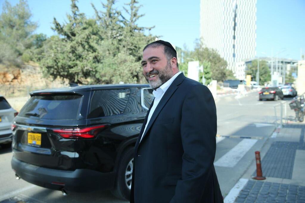 חברי הכנסת מש"ס יוצאים מישיבת המפלגה בהר החוצבים