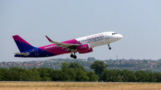 מטוס וויז אייר WIZZ AIR