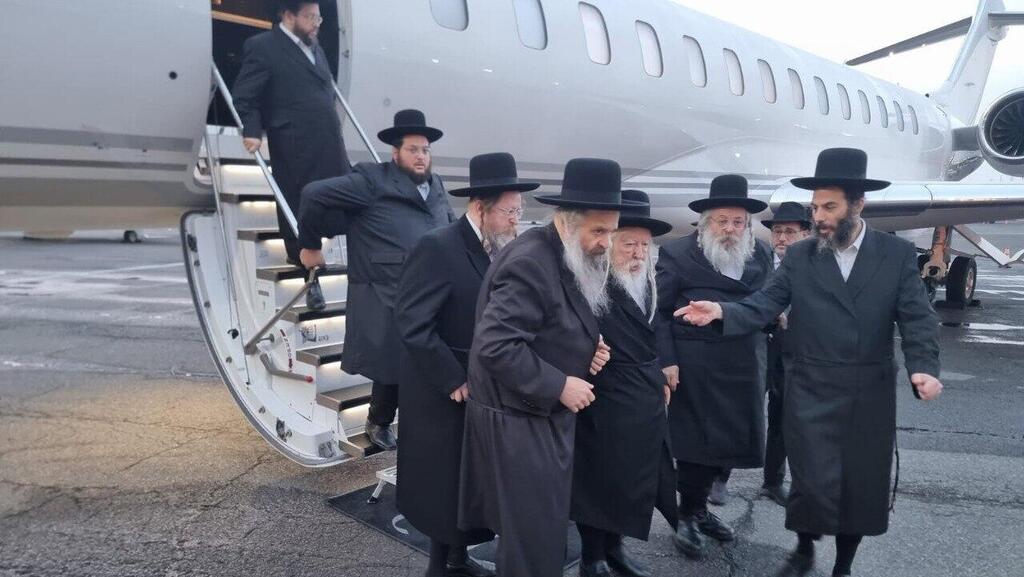 האדמו"ר מגור הגיע לארה"ב במטוס פרטי