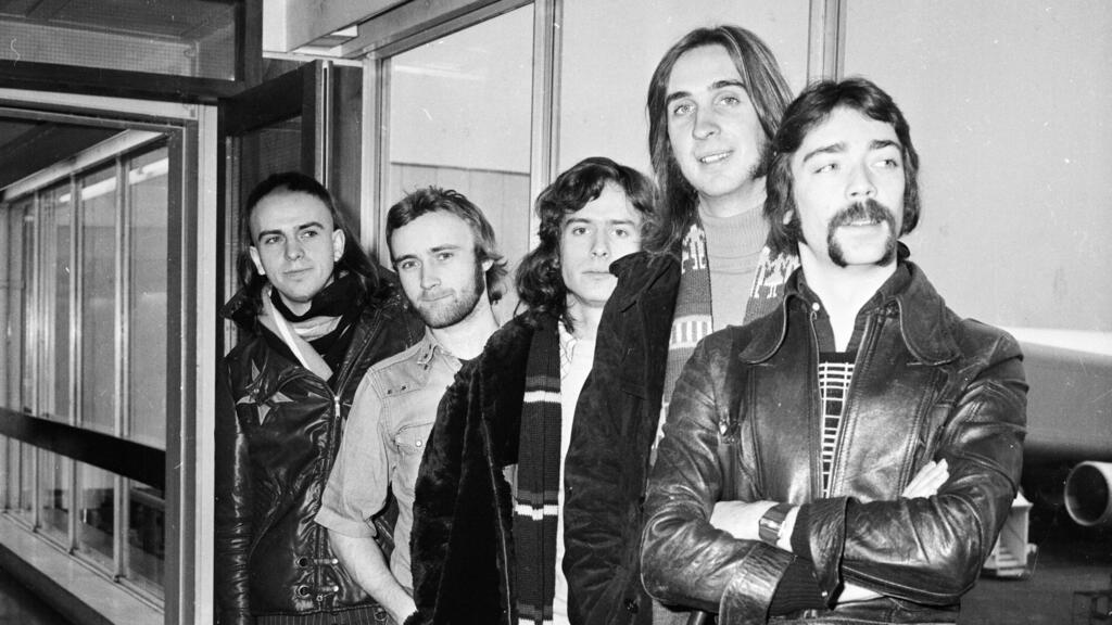 Genesis, 1974 (photo: Dennis Stone/Express/Getty Images) ג'נסיס, 1974