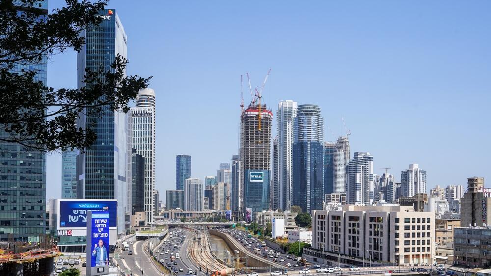 Tel Aviv (Photo: Teo K / Shutterstock) מגדלים בתל אביב