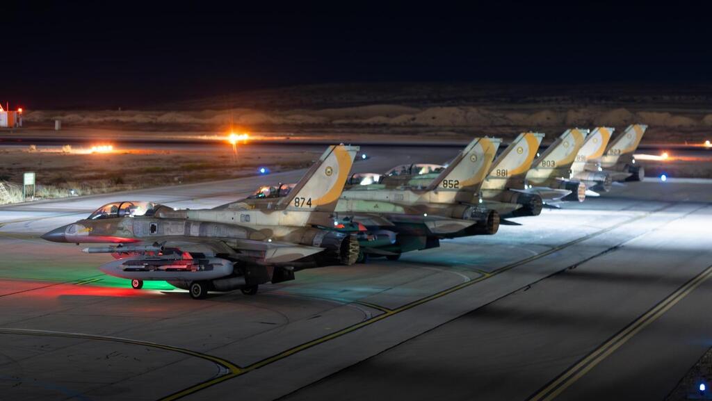 תיעוד מההמראות והנחיתות של מטוסי חיל האוויר