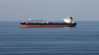 מכלית נפט במצרי הורמוז