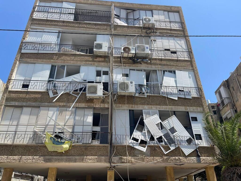 תהליך פינוי התושבים מהאזור הפגוע בבת ים