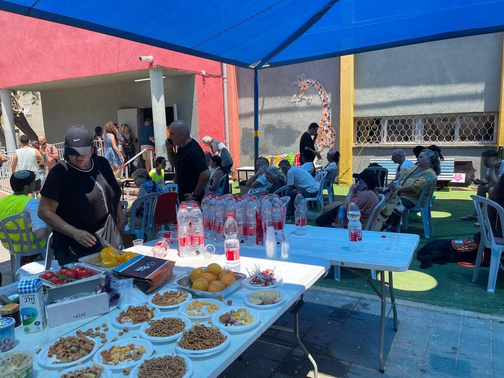 תהליך פינוי התושבים מהאזור הפגוע בבת ים