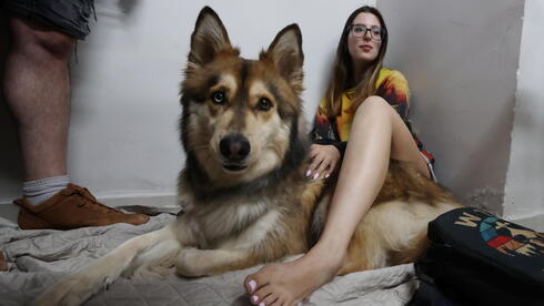 תושבי רמת גן במקלט במהלך מטח מאיראן