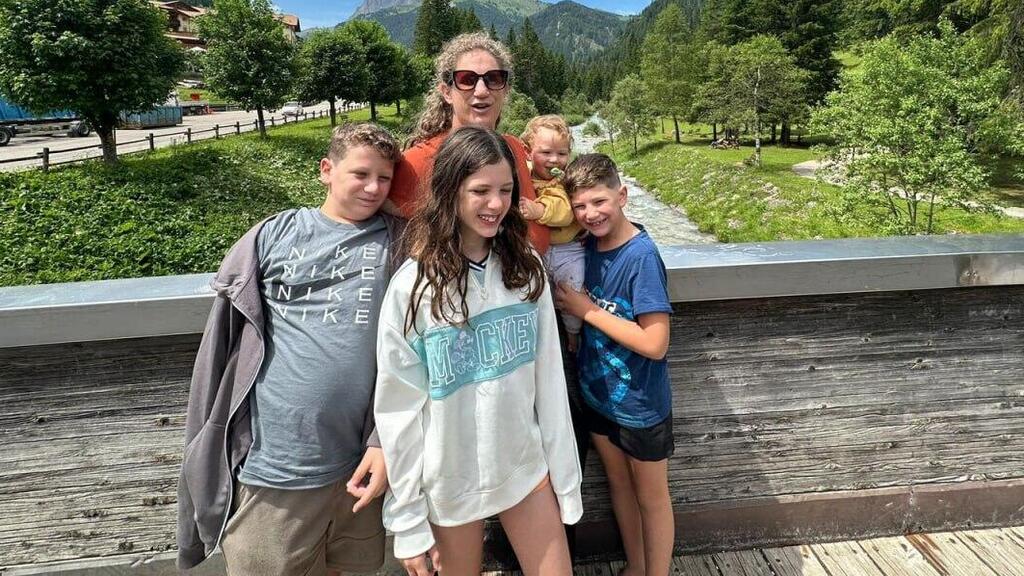 אלה חיימי והילדים