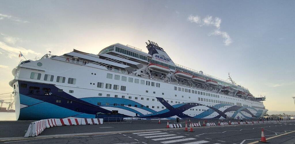Mano Maritime luxury cruise ship gets Birthright participants out of country brings stranded Israelis home