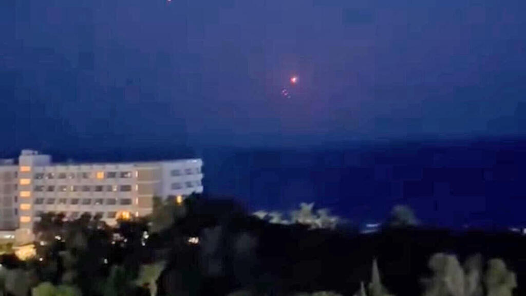 תיעוד בקפריסין של טילים איראניים