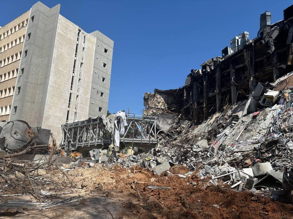 מכון ויצמן לאחר שנפגע מהמטח האיראני