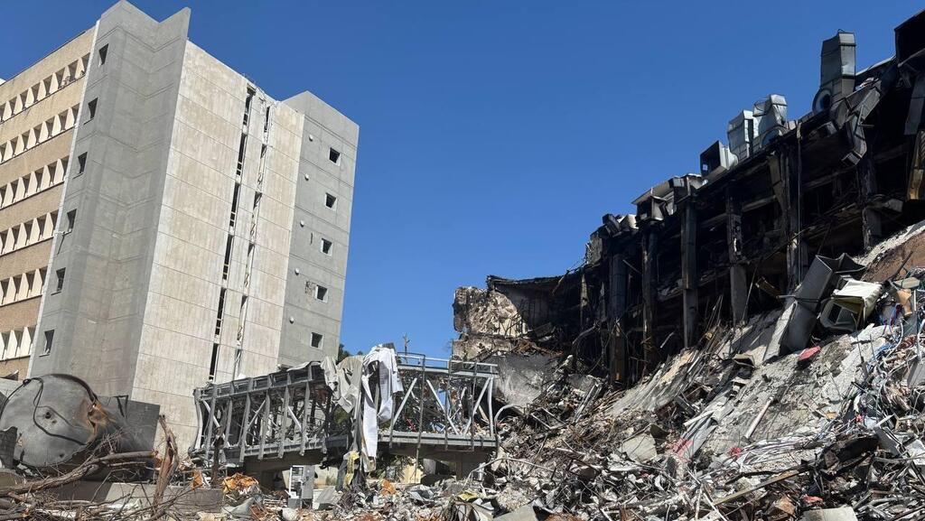 מכון ויצמן לאחר שנפגע מהמטח האיראני