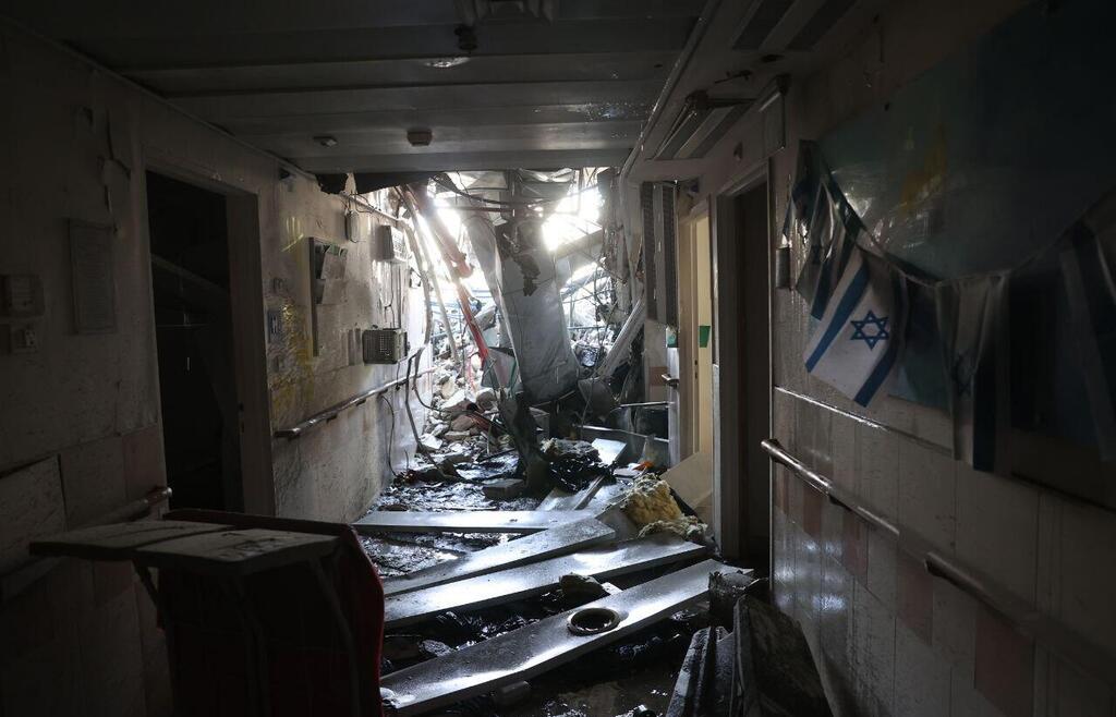 Damage caused at Soroka Hospital after an Iranian missile attack (Photo: Alex Kolomoisky) בית חולים סורוקה לאחר הפגיעה מהמטח האיראני