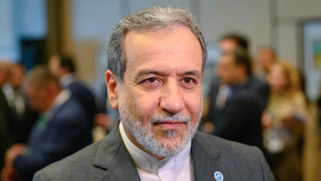 Iranian Foreign Minister Abbas Araghchi (Photo: Mehmet Guzel/ AP) עבאס עראקצ'י שר החוץ של איראן בכינוס באיסטנבול של הארגון לשיתוף פעולה איסלאמי