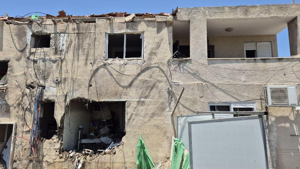 פגיעת כטב"ם ששוגר מאיראן בבניין דירות בבית שאן