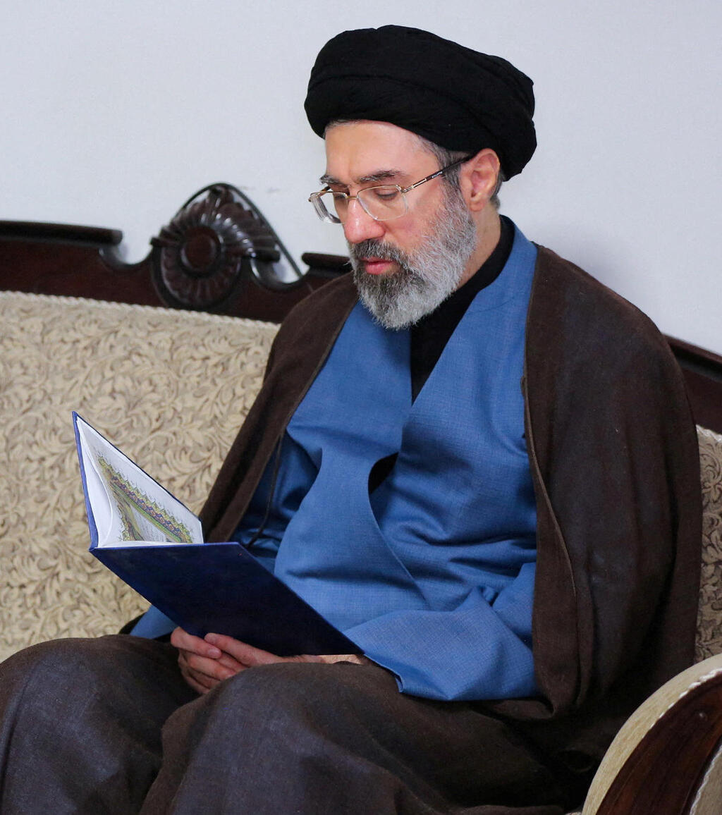 A mid-ranking cleric who teaches Shiite theology at a seminary in Qom (Photo: Office of the Iranian Supreme Leader/WANA) מוג'תבא חמינאי בנו של עלי חמינאי