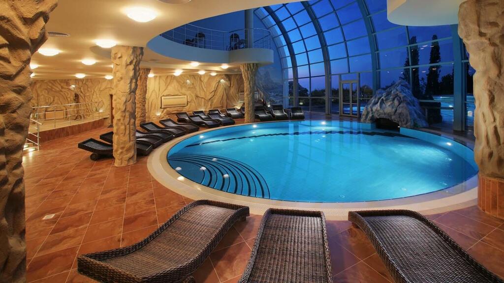 הבונקרים המעוצבים של The Vivos Group בכפר בדקוטה