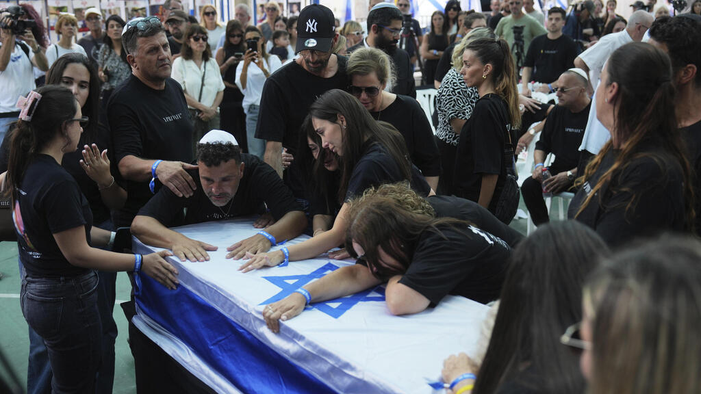 הלווייתו של יונתן סמרנו ז"ל