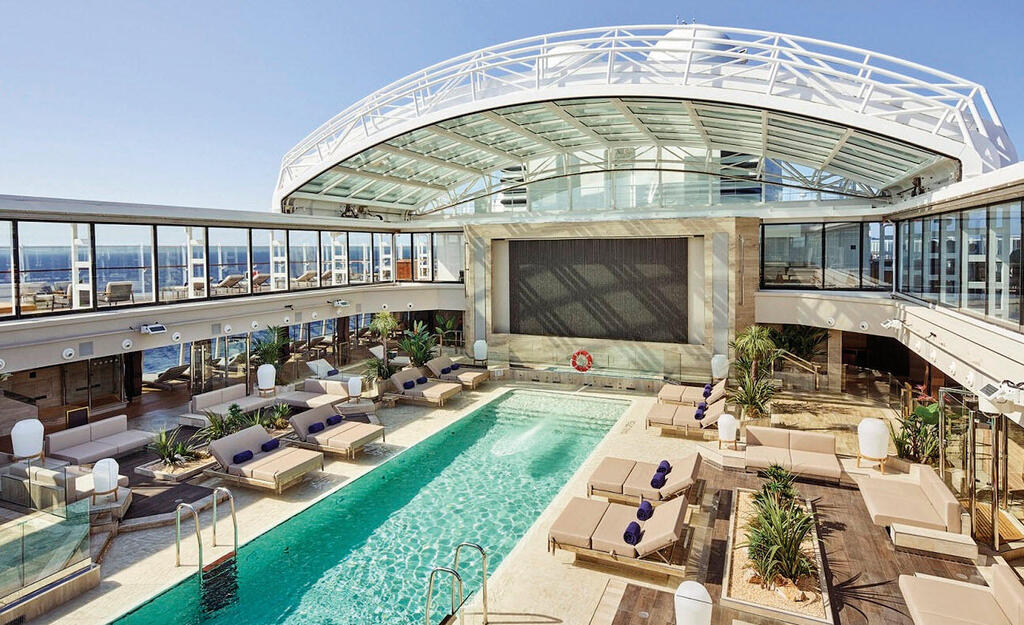 EXPLORA II THE CONSERVATORY