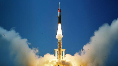 טיל חץ. צריך לחדש מלאים