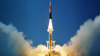 טיל חץ. צריך לחדש מלאים