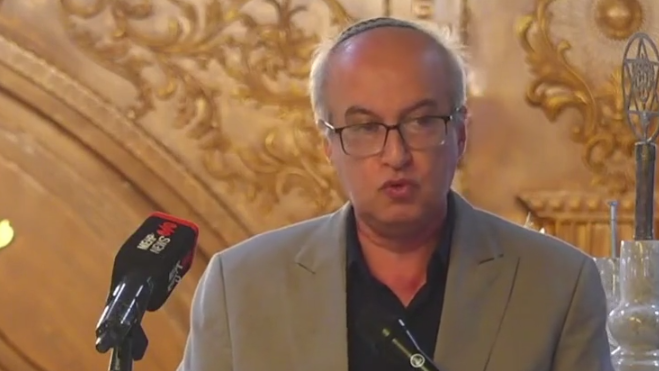 ד"ר הומיון שמח בנאומו הערב