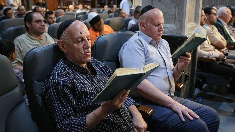 תפילות בכינוס המיוחד בטהרן