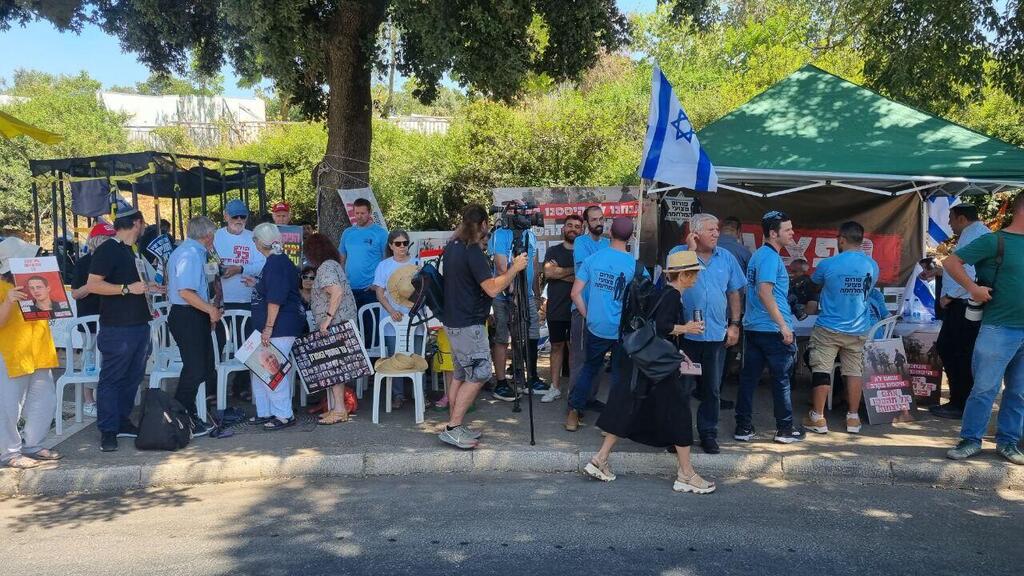 פצועי מלחמת חרבות ברזל מפורום גבורה מוחים מול הכנסת