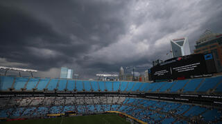 ההודעה על עצירת המשחק בין צ'לסי לבנפיקה 