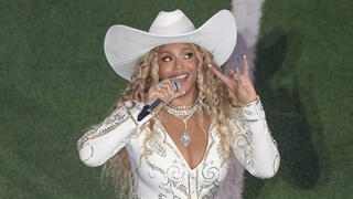 ביונסה למגזין סופ"ש