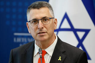 שר החוץ גדעון סער